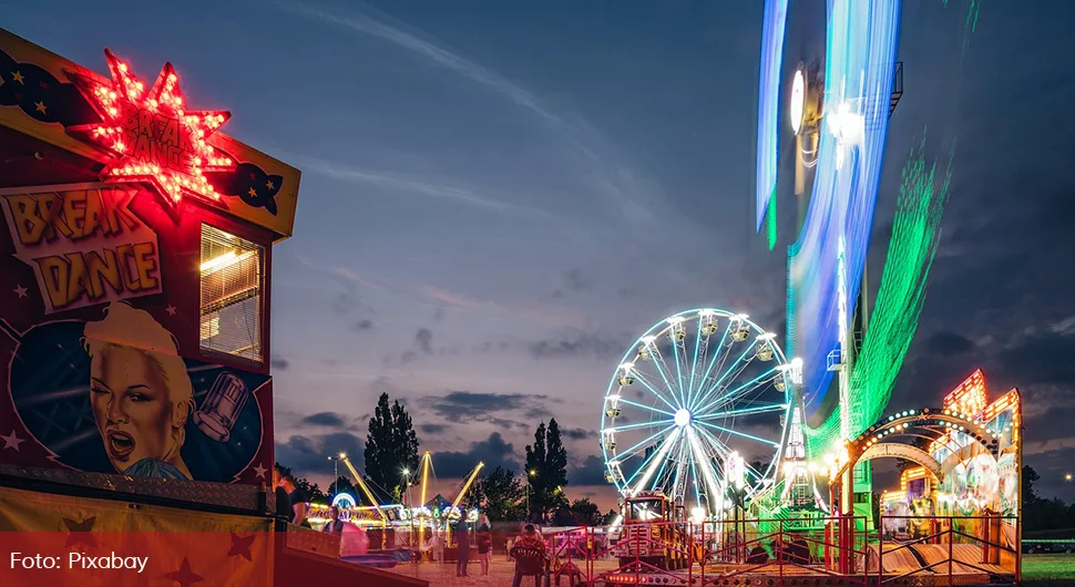 luna park zabavni park.webp